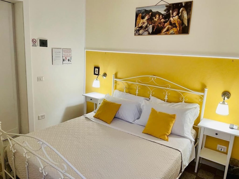 Economy Double Room photo 3