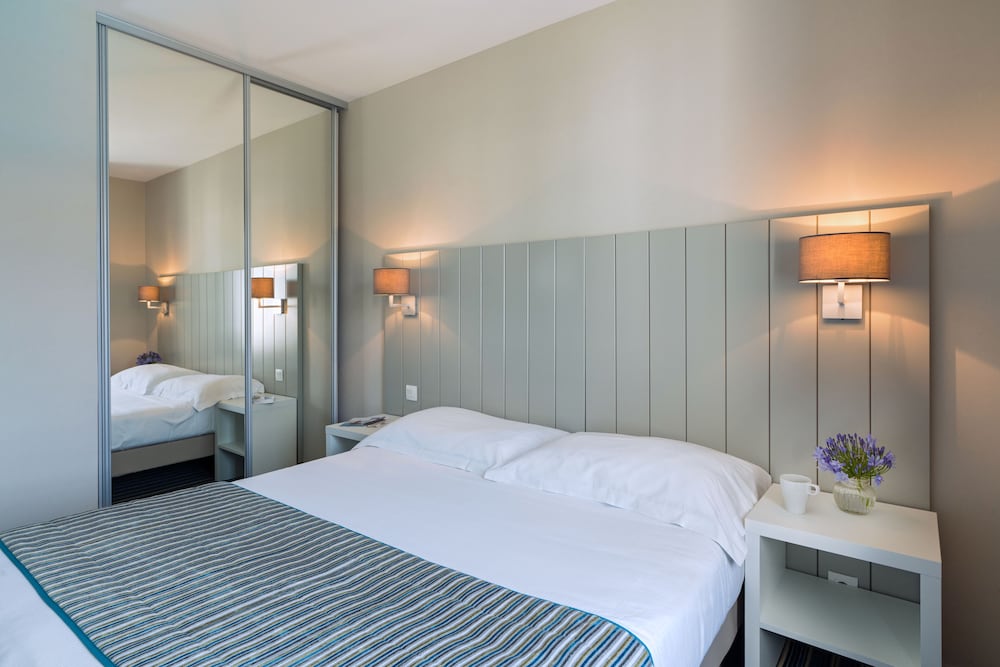 Double Room, City View