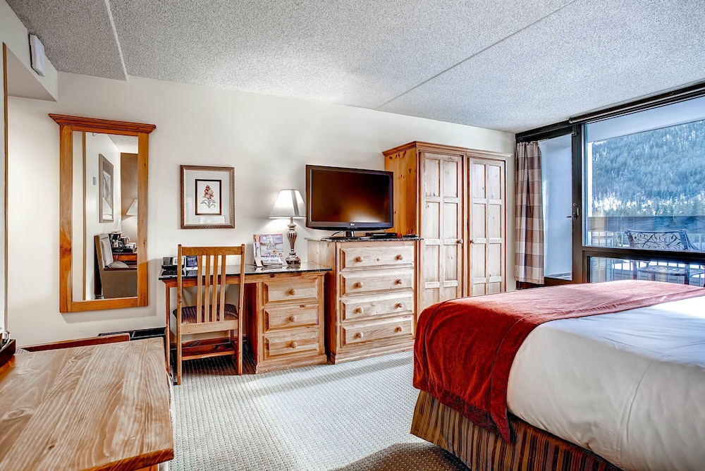 Room, 1 King Bed, Balcony (Hotel) - Photo 4
