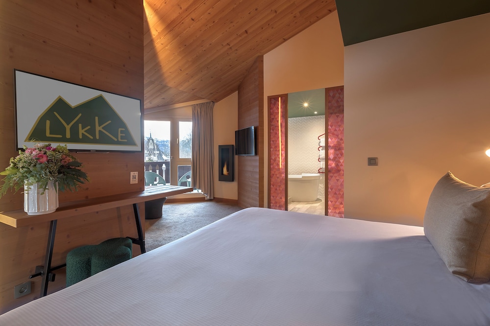 Double Room - Photo 3