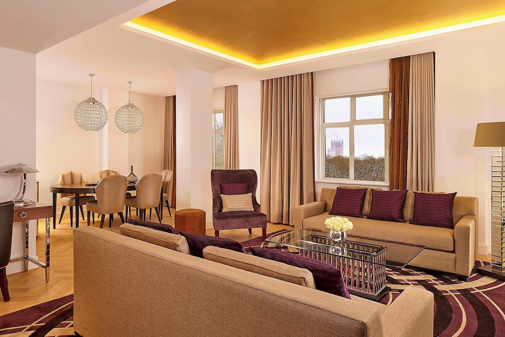 Grand Suite, 1 Bedroom, Park View photo 3