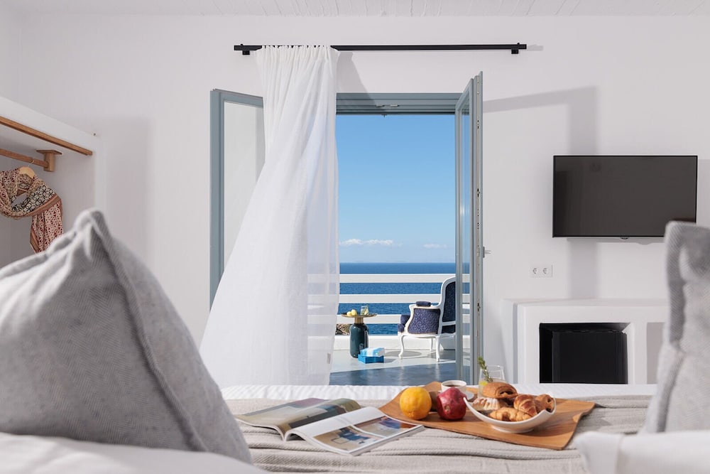 Executive Suite, Beach View