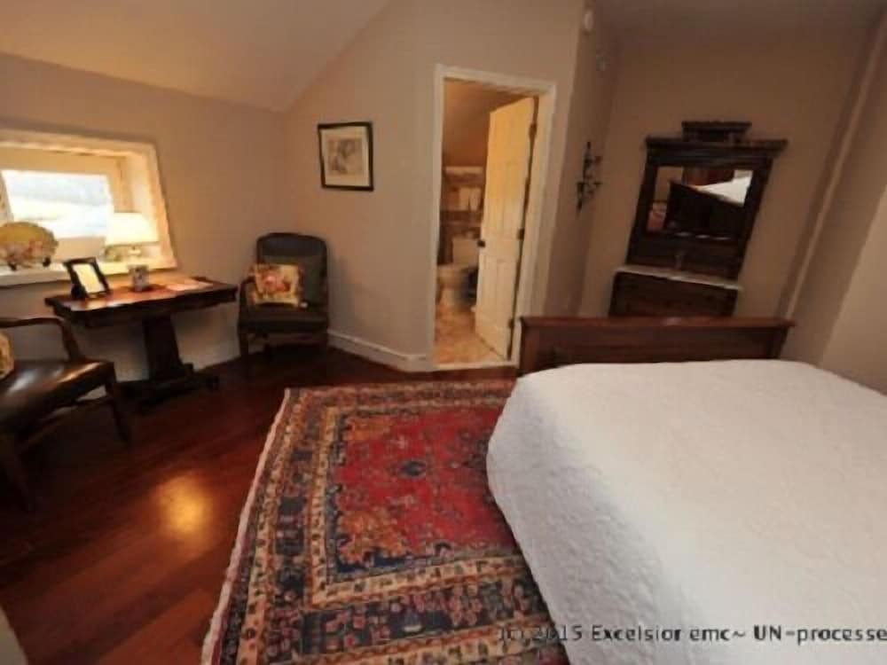 Suite, Ensuite (The Edelweiss Suite) photo 3