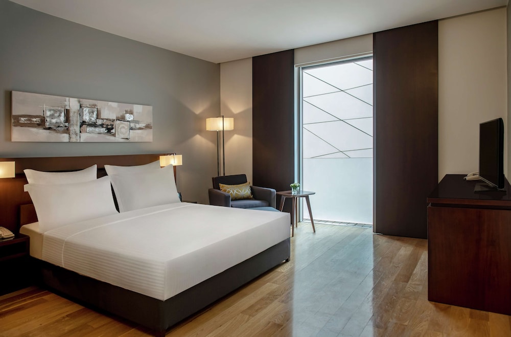 Suite, 1 Bedroom photo 3