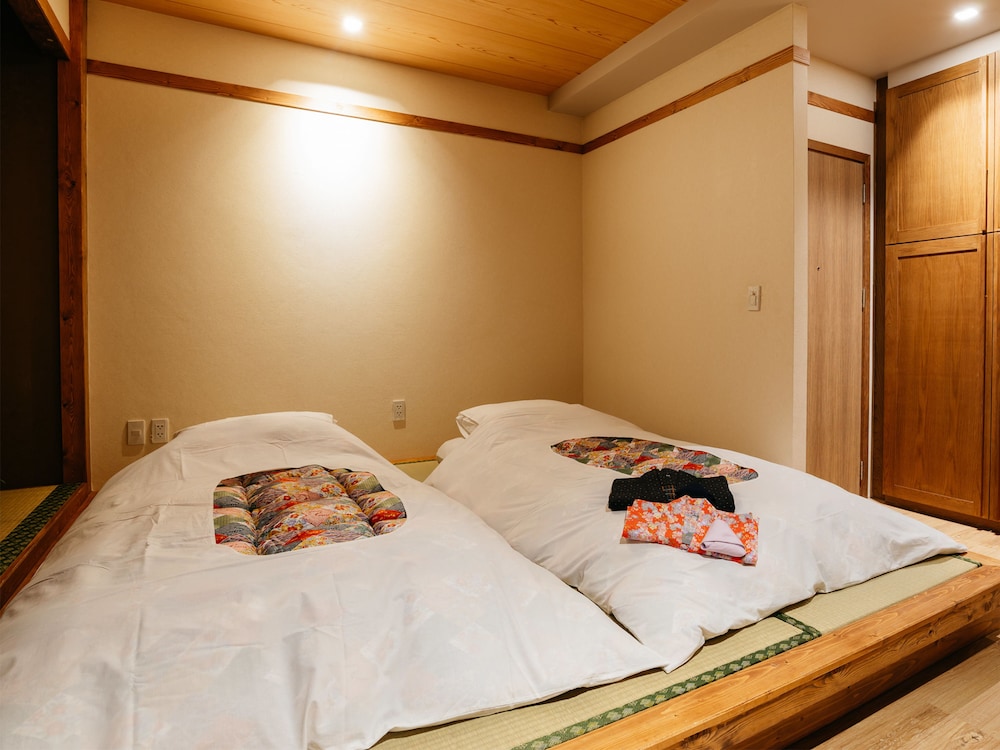 Omeshi Triple Room photo 2