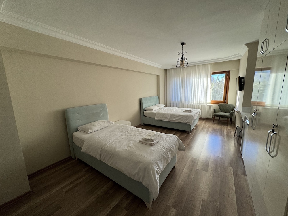 Family Double or Twin Room, Private Bathroom, Sea View photo 1