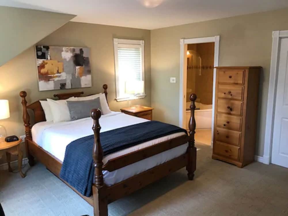 Queen Room With Balcony photo 1