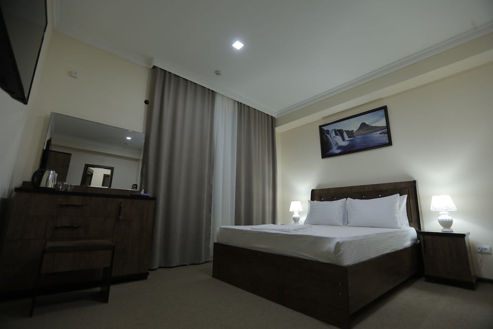 Deluxe Double Room, 1 Queen Bed