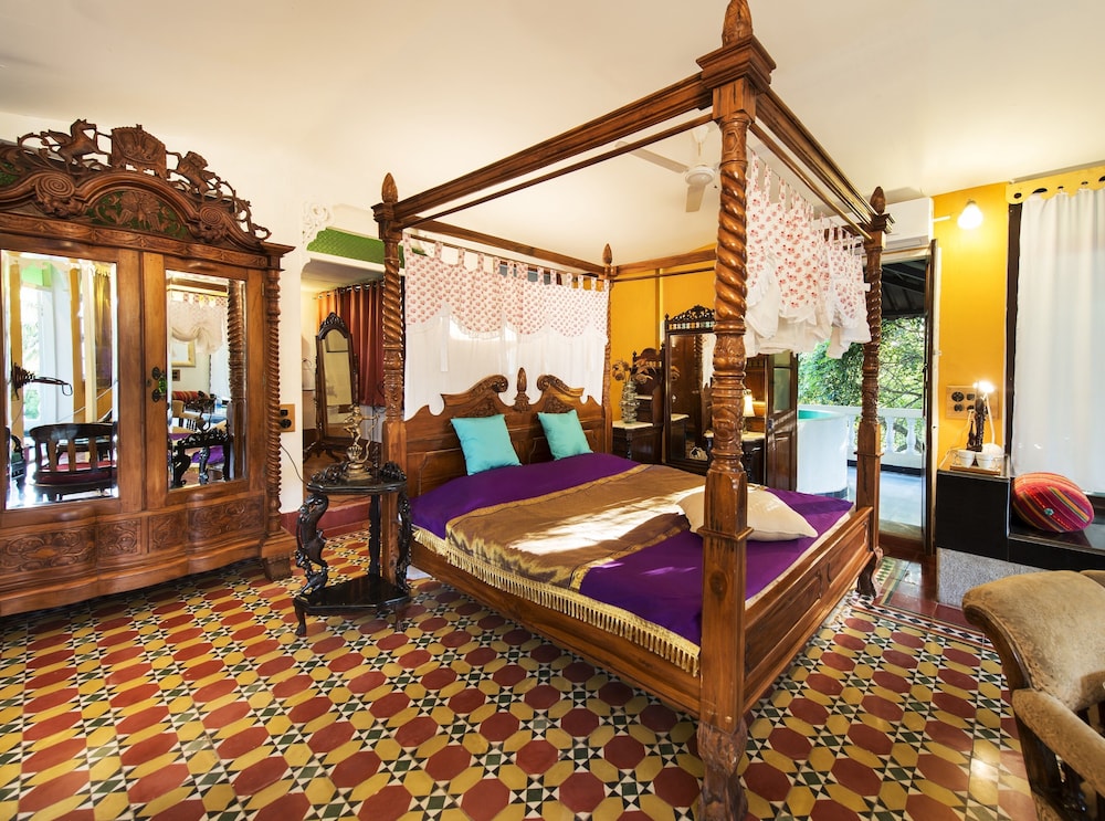 Elite Room