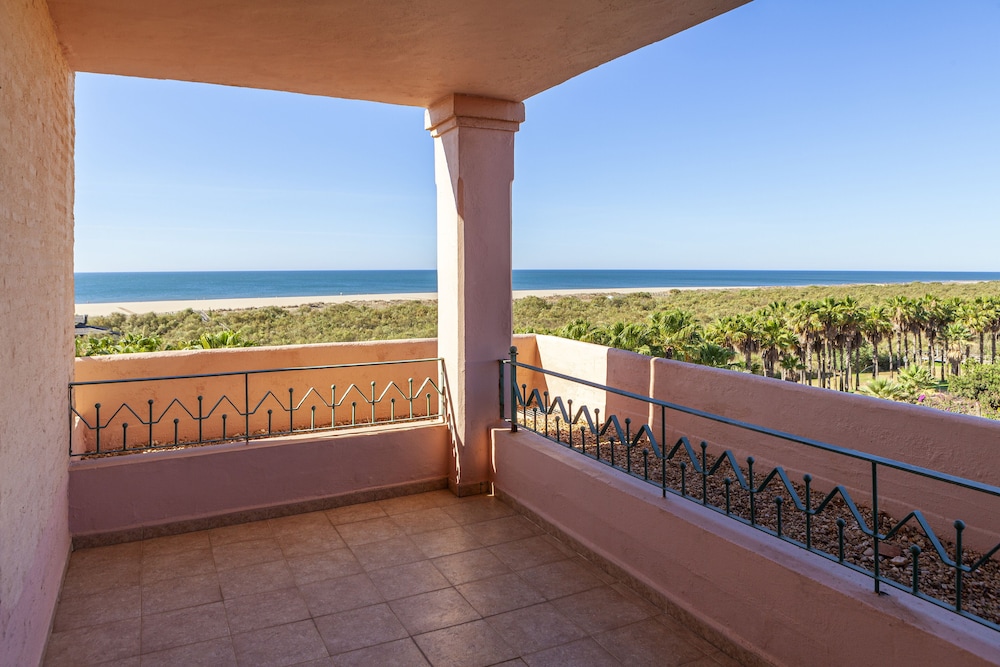 Superior Double Room, Sea View - Photo 4