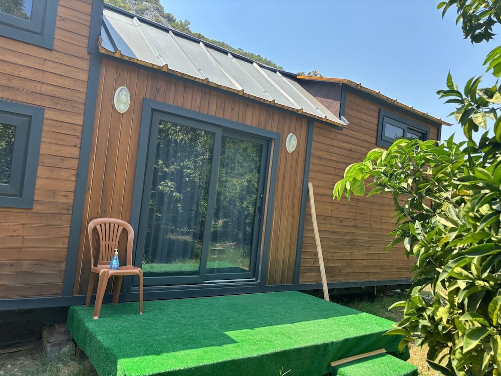Signature Cottage