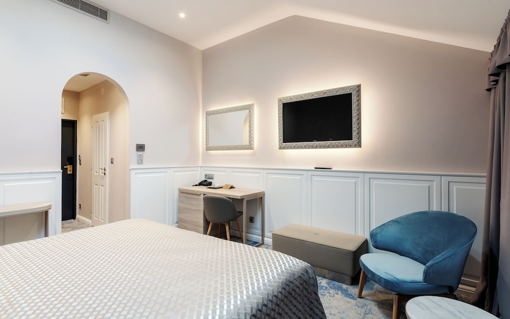 Deluxe Double Room - Photo 5