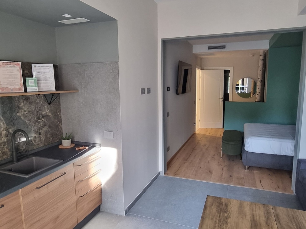 Family Studio Suite, Patio, Garden View