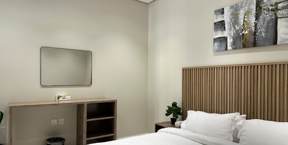 Apartment photo 2