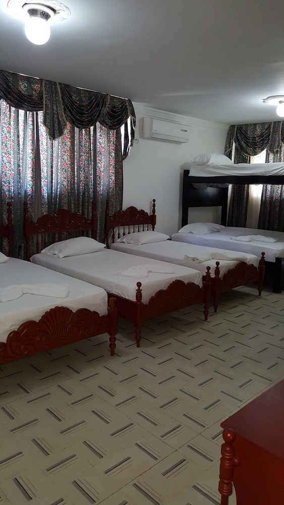 Family Room, Multiple Beds, Non Smoking, City View photo 1