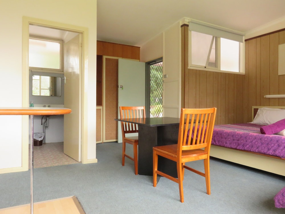 Family Room, Non Smoking, Kitchenette (Small Family Room) photo 2