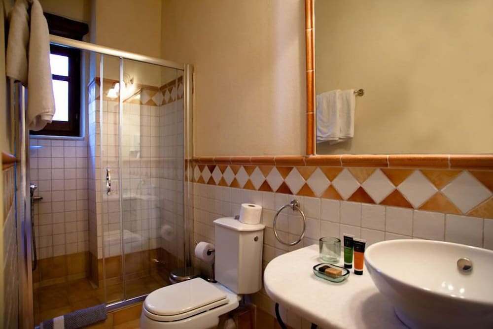 Panoramic Double Room (Io) photo 2