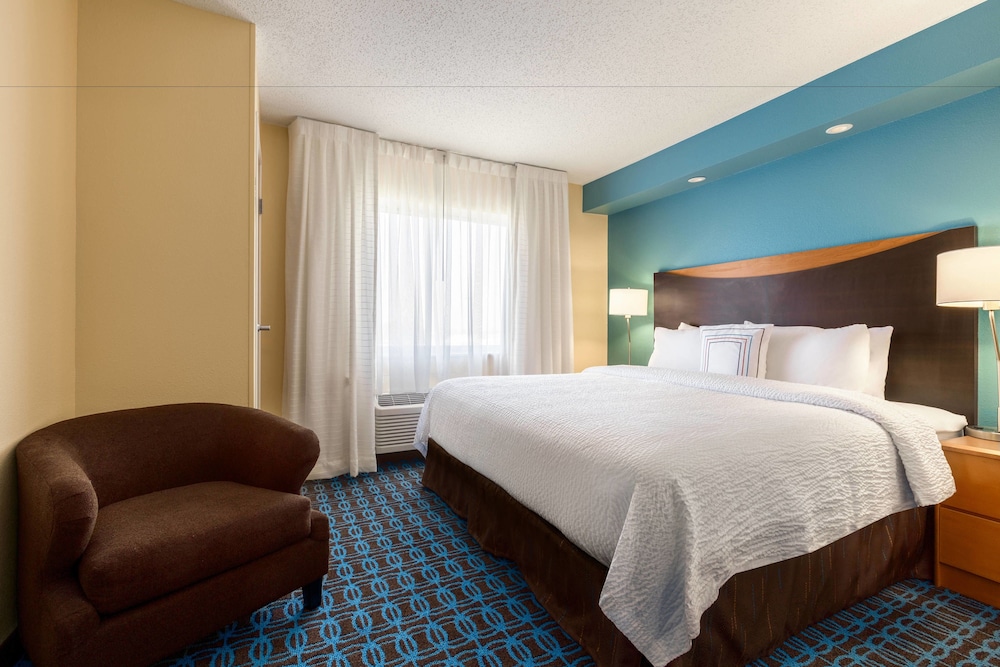 Executive Suite, 1 King Bed with Sofa bed - Photo 5