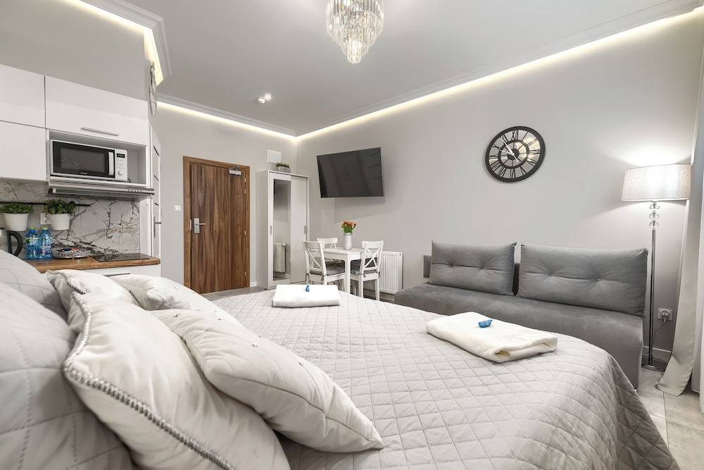 Family Studio Suite photo 2