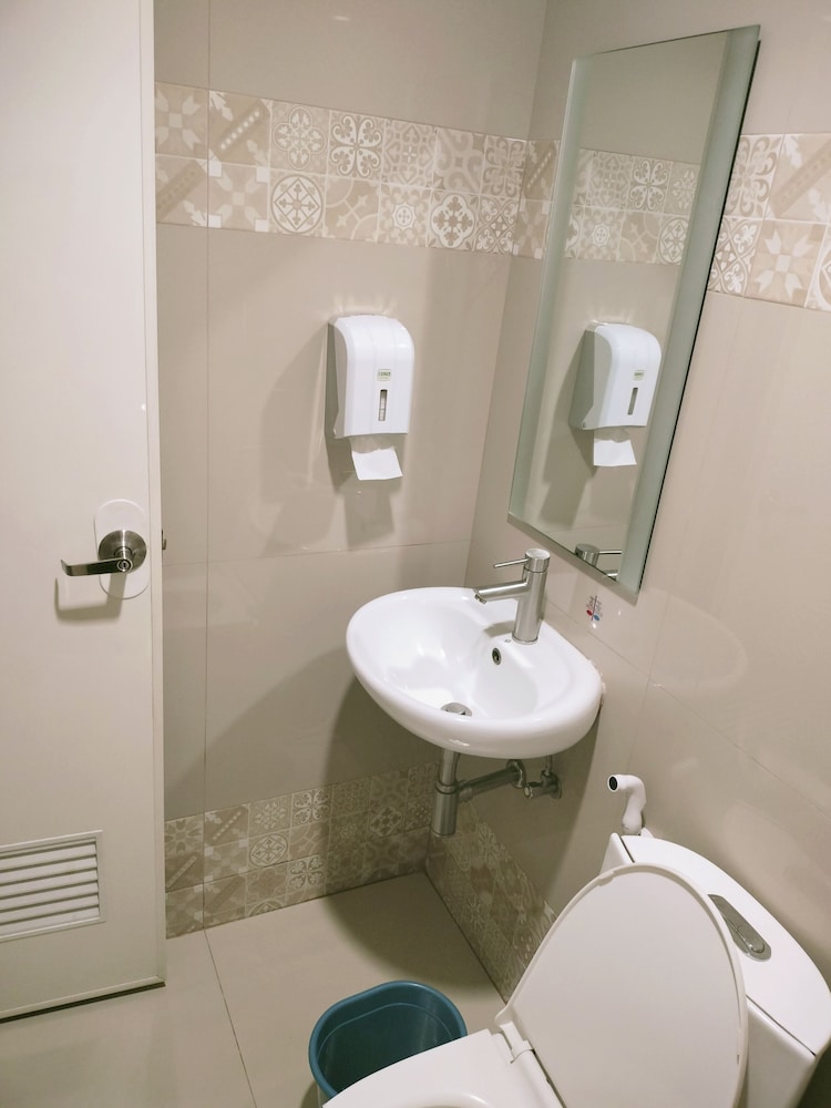 Executive Room - Photo 3