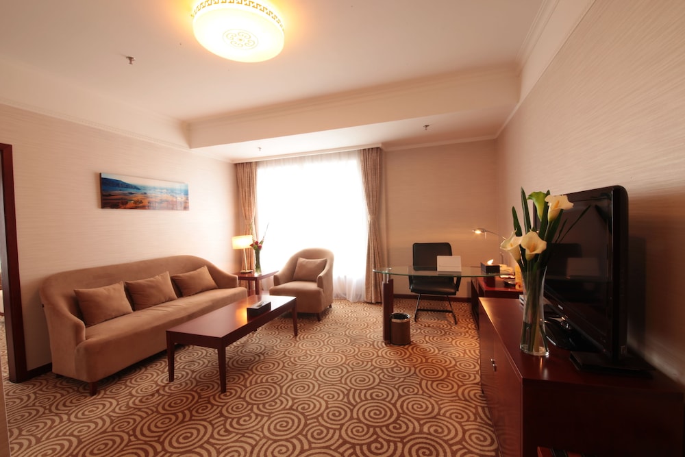 Deluxe Suite