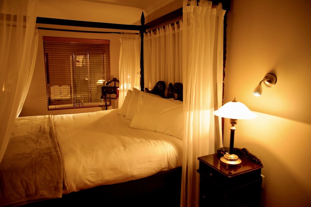 Romantic Studio Suite photo 2