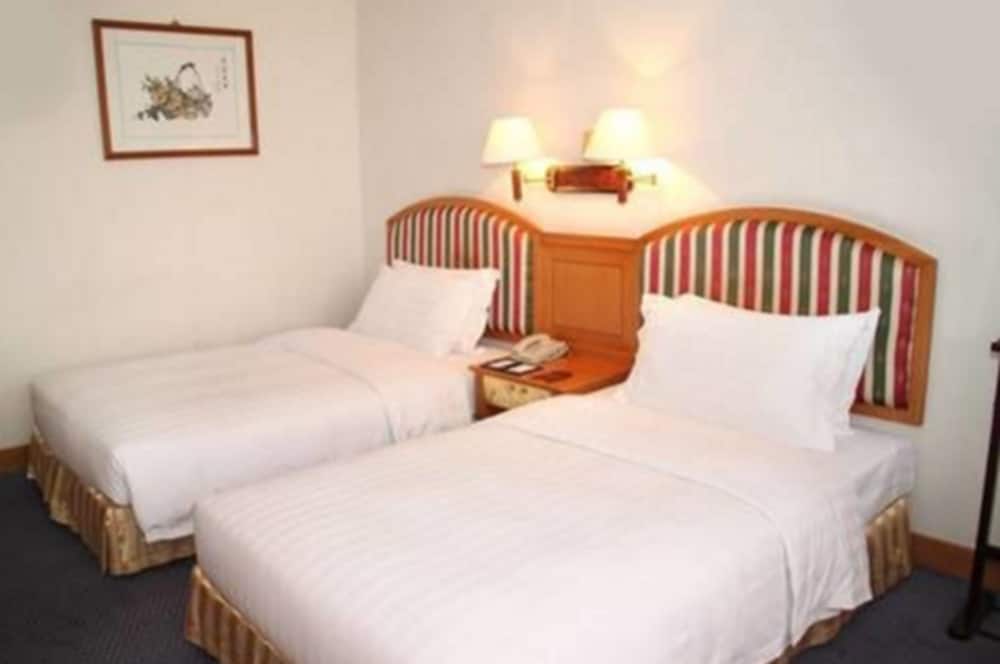 Special Rate Room, 2 Single Beds photo 1
