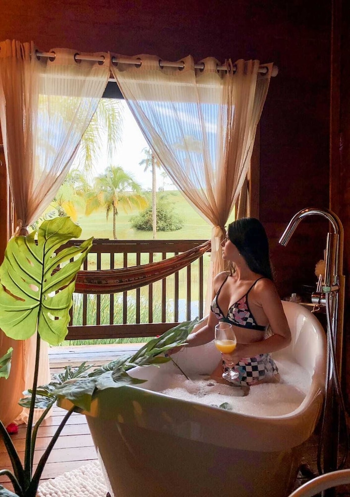 Honeymoon Cottage, 1 Double Bed, Balcony, Mountain View photo 1