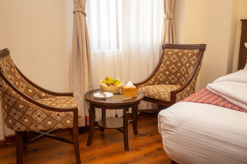 Deluxe Double Or Twin Room - Photo 14