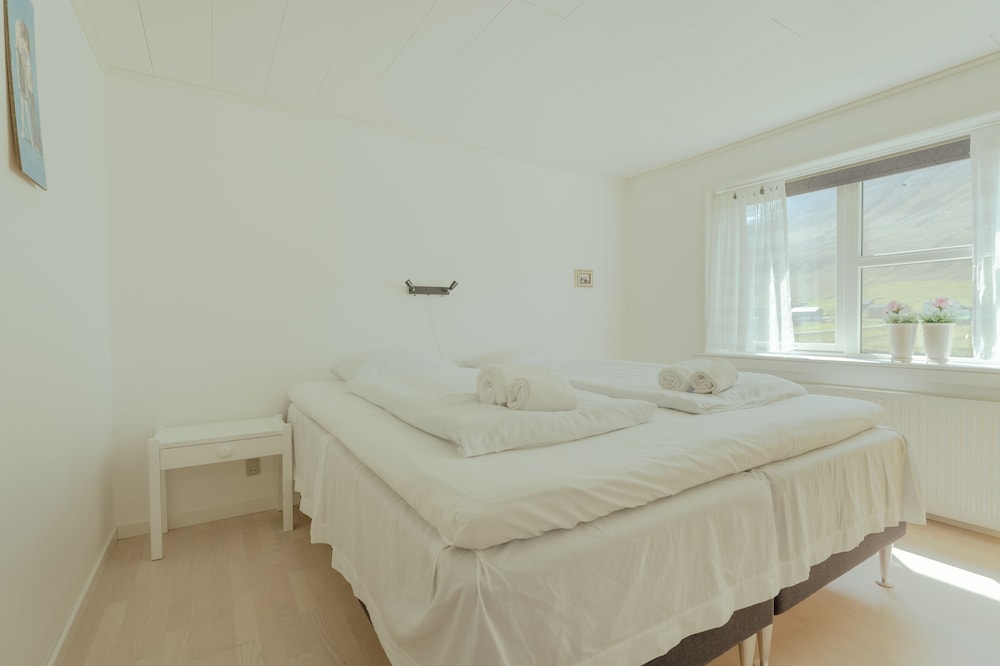 Standard House photo 2