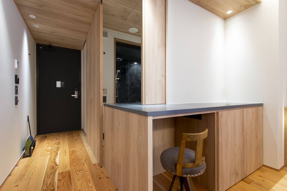 Japanese Modern Queen Room, Non Smoking - Photo 2