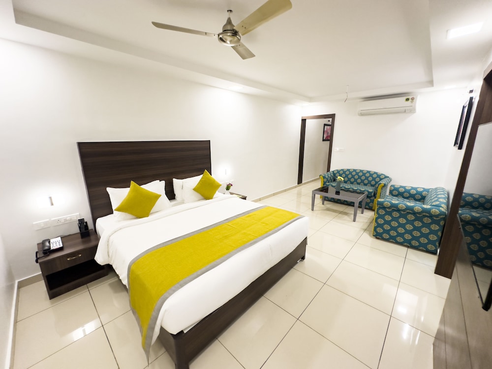 Deluxe Room - Photo 6