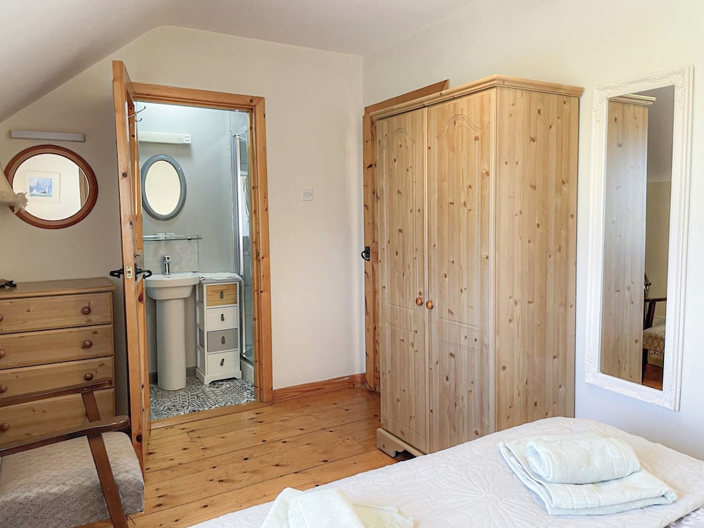 Inish Holiday Cottage photo 3