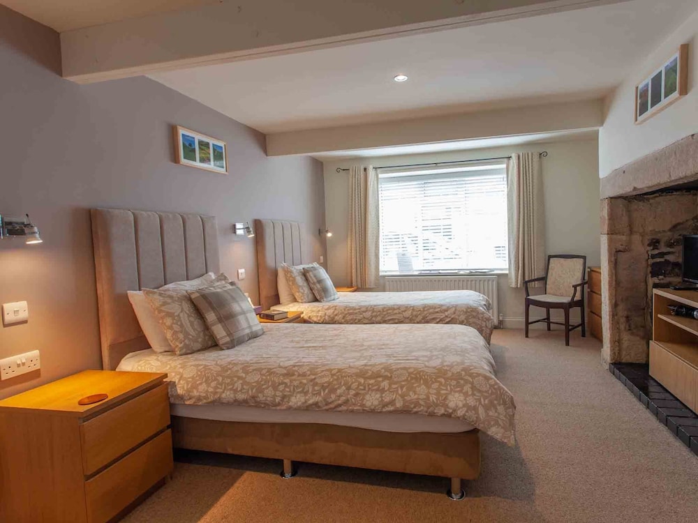 Twin Room, Ensuite - Photo 2