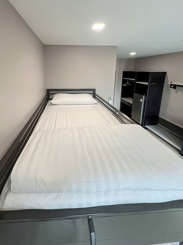 Superior Triple Room photo 3