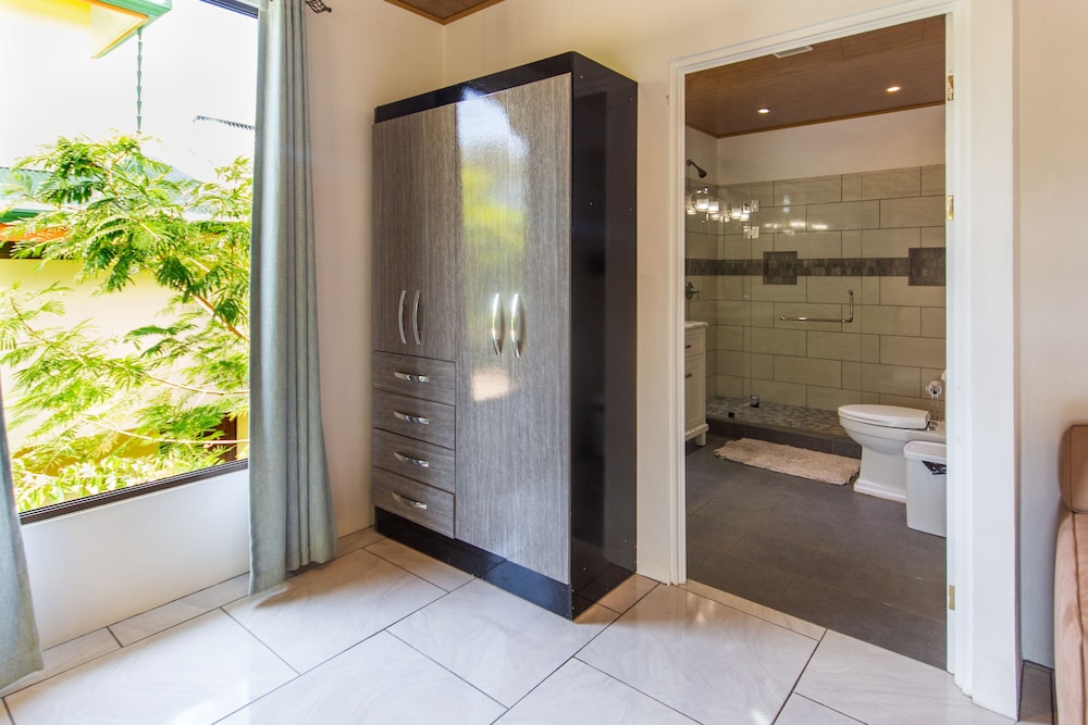 Superior Triple Room photo 2