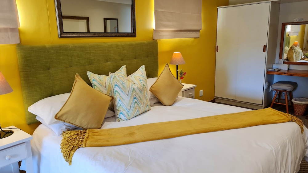 Comfort Double Room, 1 King Bed, Terrace, Garden View photo 3