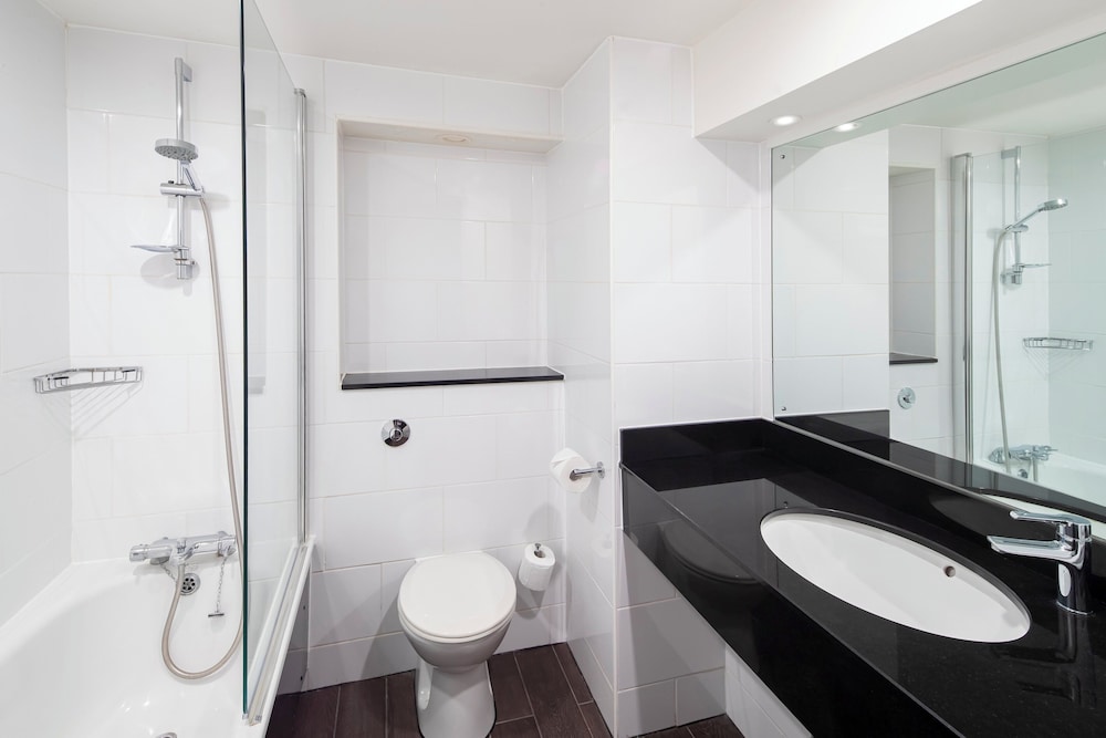 Suite, 1 Bedroom, Club Lounge Access (High Floor) - Photo 15