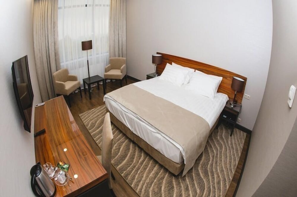 Suite photo 1