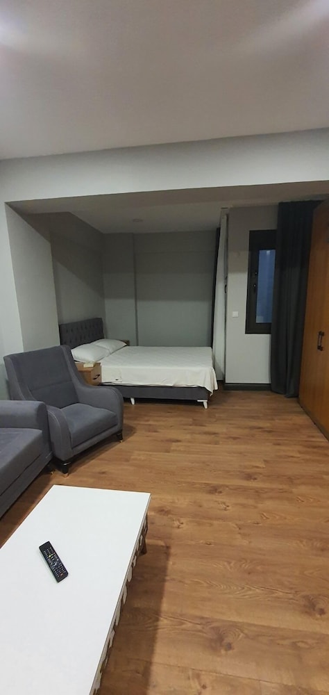 Junior Apartment photo 1