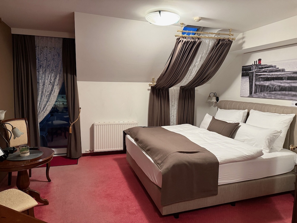 Royal Double Room, Private Bathroom, City View