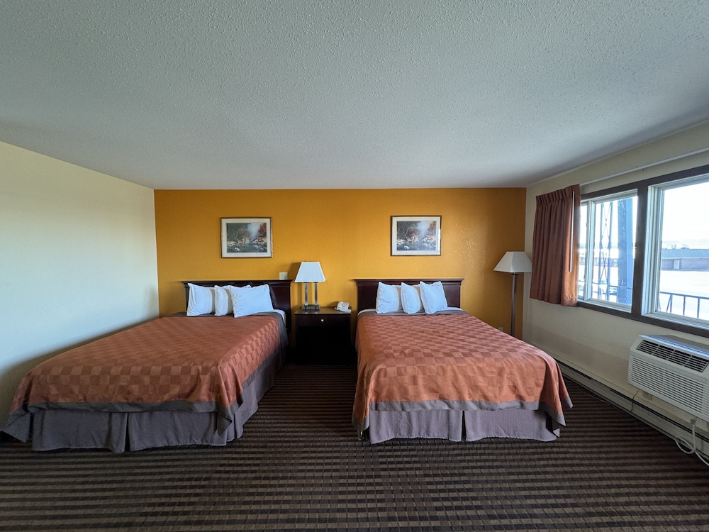 Double Room, 2 Bedrooms photo 2