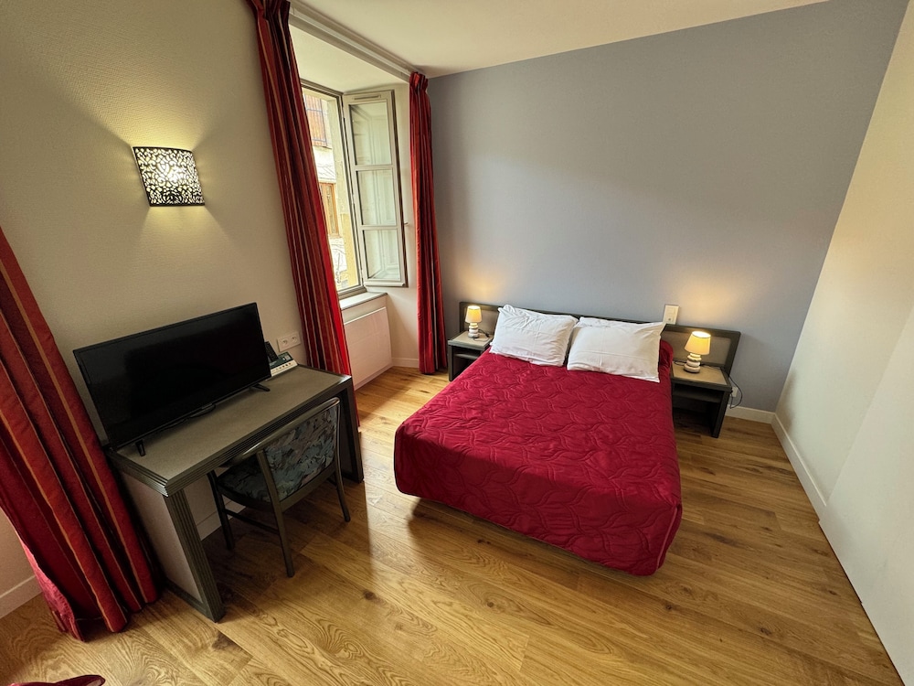 Double Room, City View