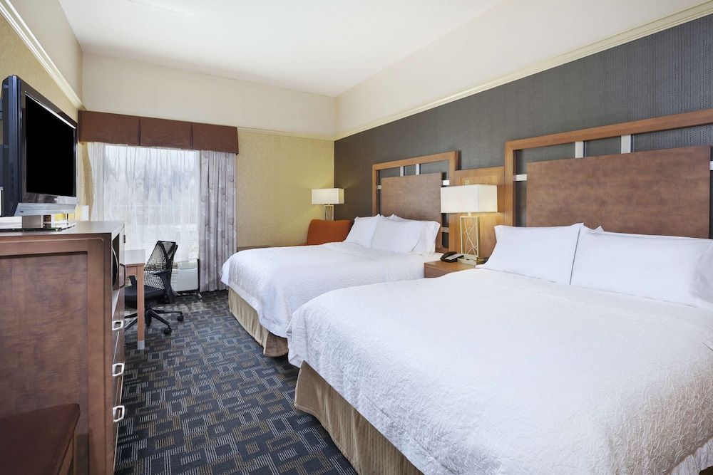 Two doubles beds smoking