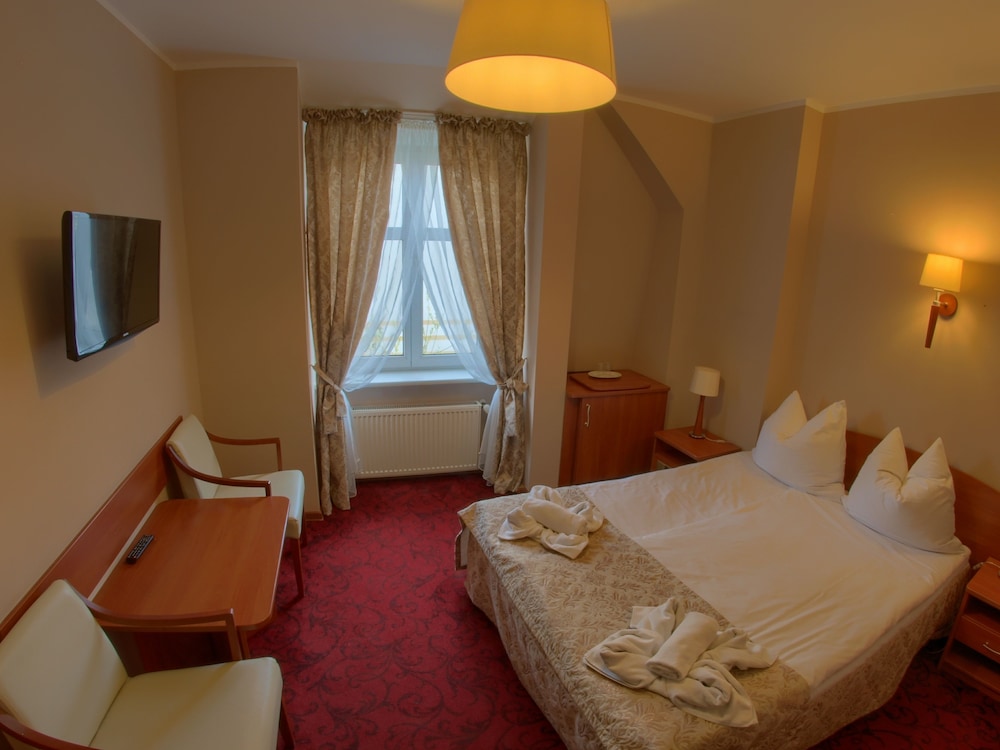 Budget Double Room photo 1