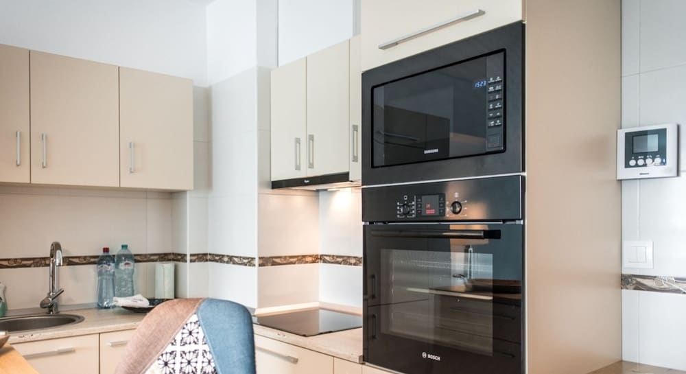 Premier Apartment photo 3