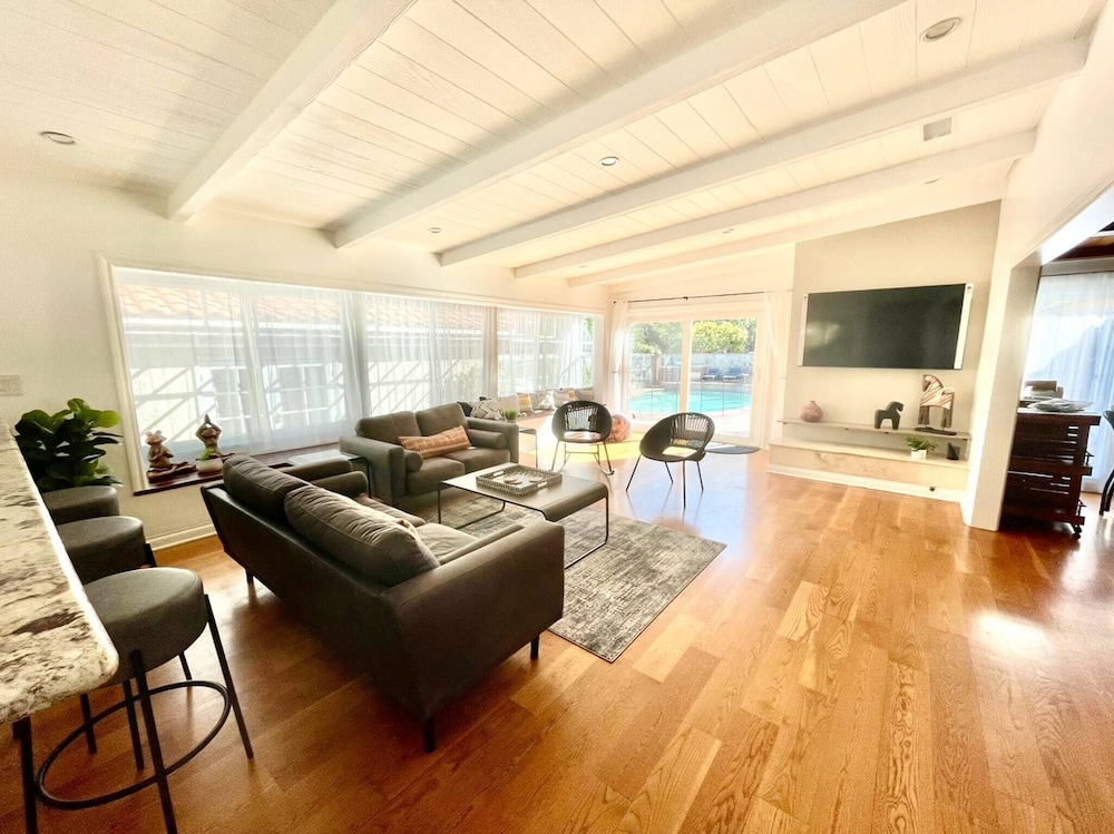 Villa, 5 Bedrooms, Private Pool photo 3