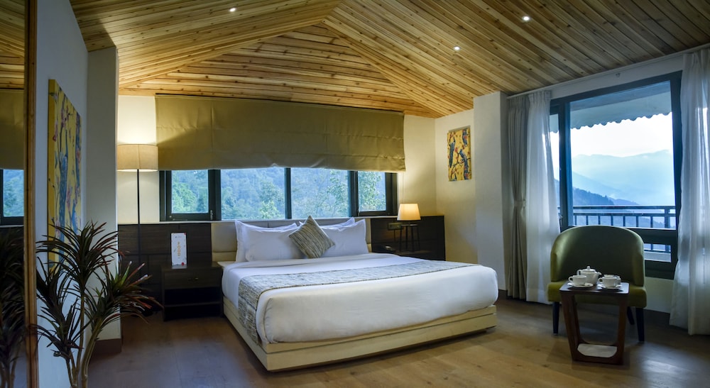 Deluxe Room - Photo 2