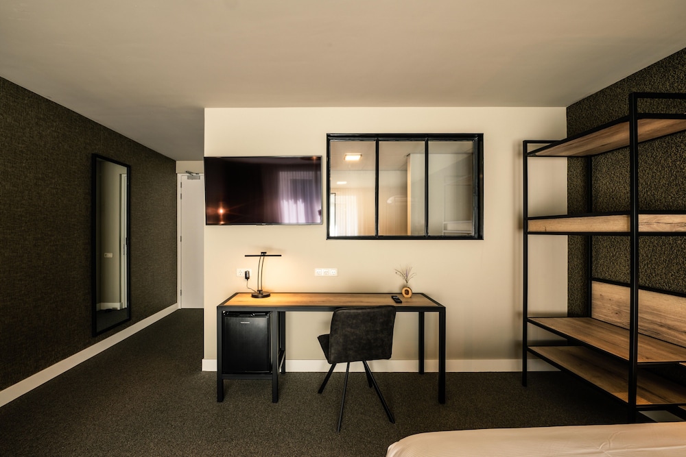 Design Room photo 3