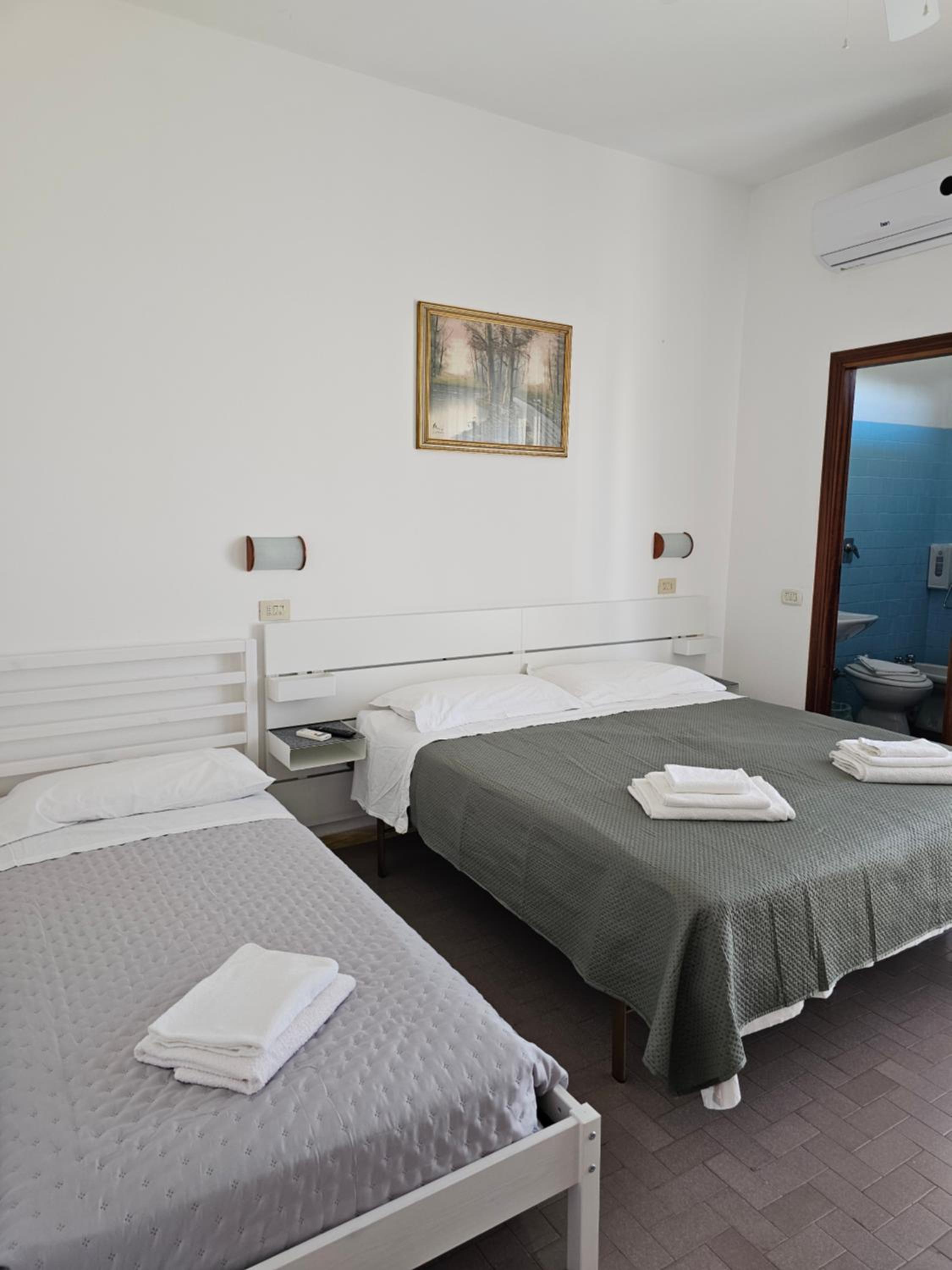 Deluxe Triple Room photo 1
